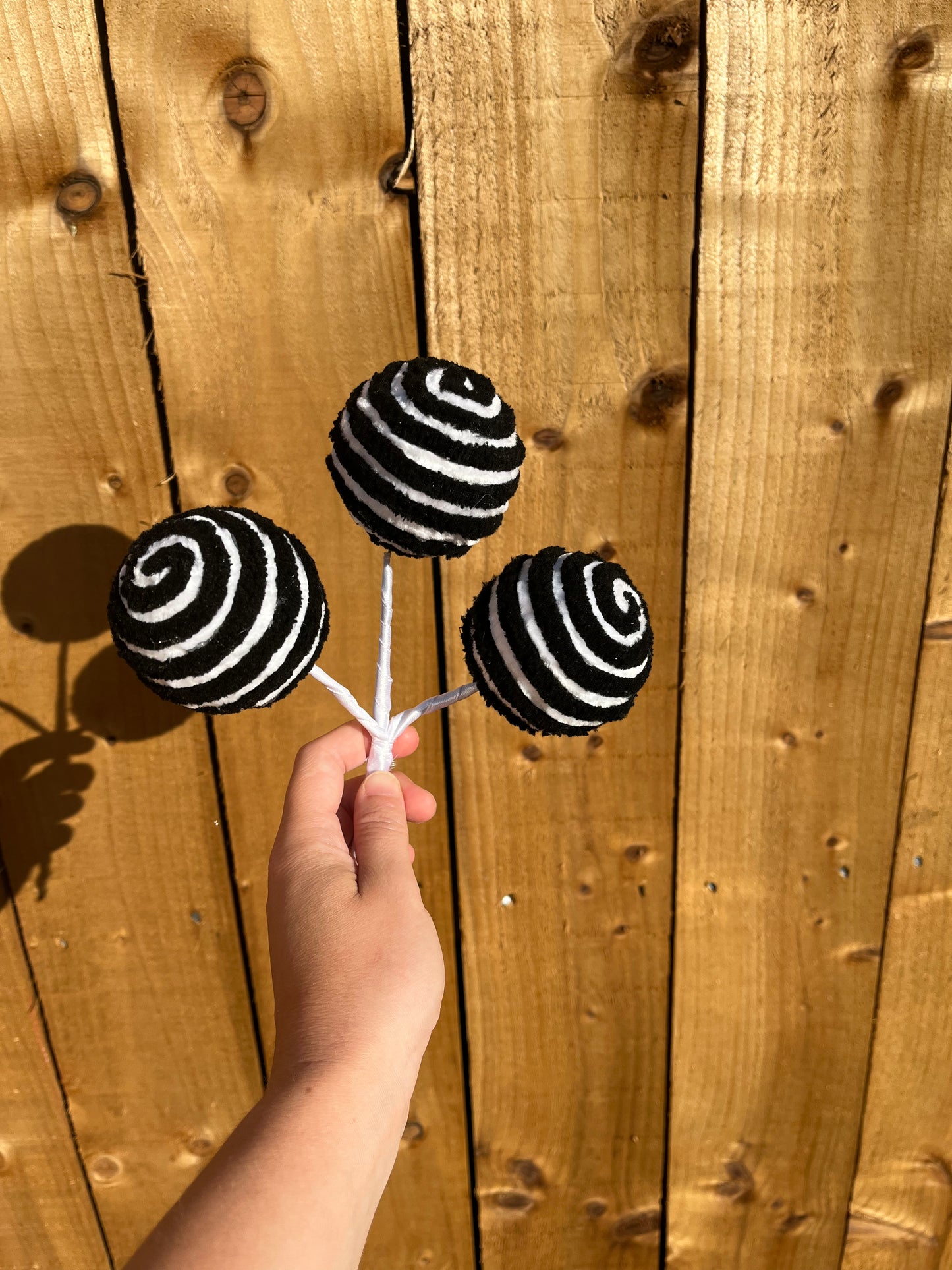 Halloween monochrome ball picks